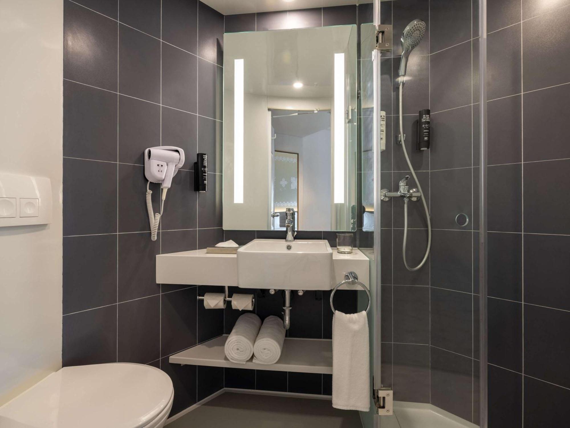 Ibis Thane - An Accor Brand Zewnętrze zdjęcie
